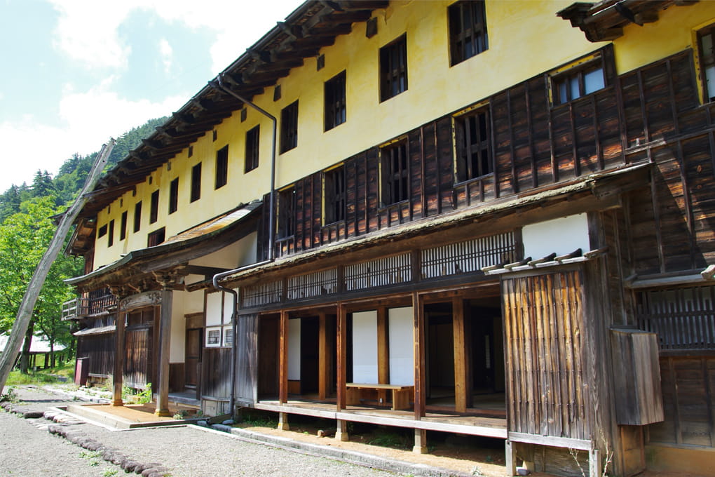 石川県 白山市 白峰